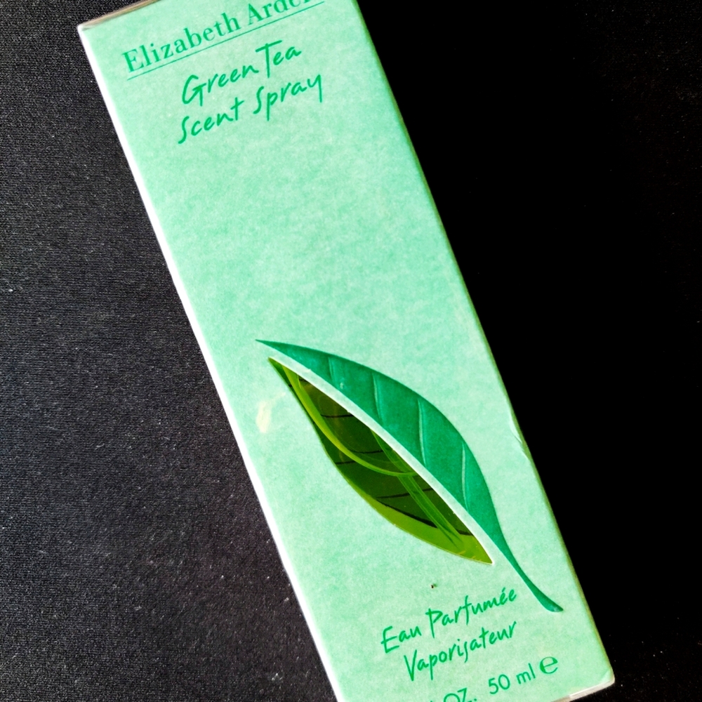 Elizabeth Arden Green Tea Scent Spray New in Box